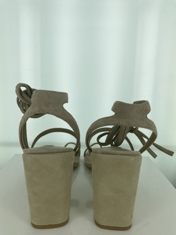 Orelie - Size 40 (Sample)