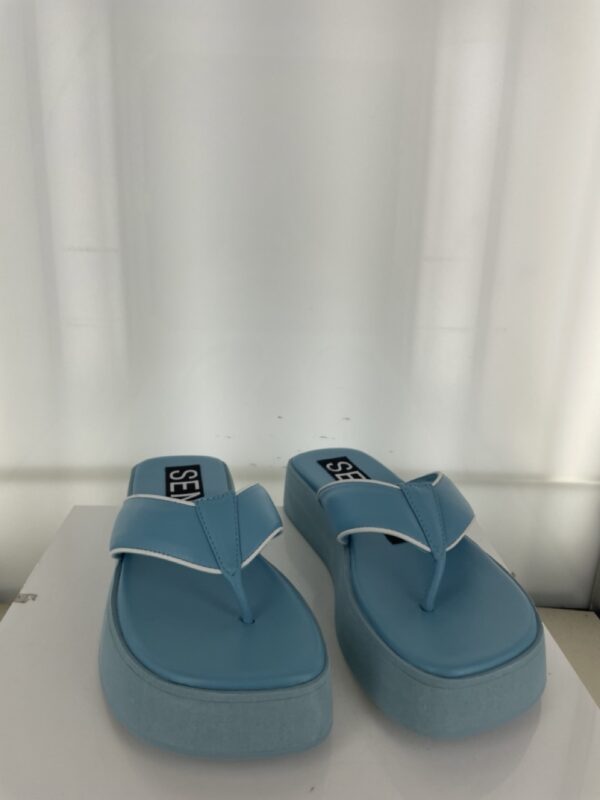 Paxton - Size 37 (Sample)