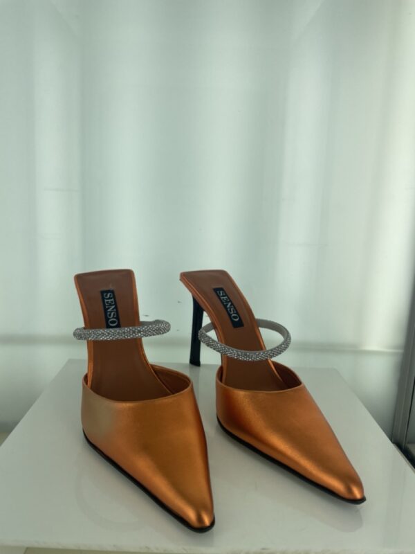 Odessy I - Size 38 (Sample)