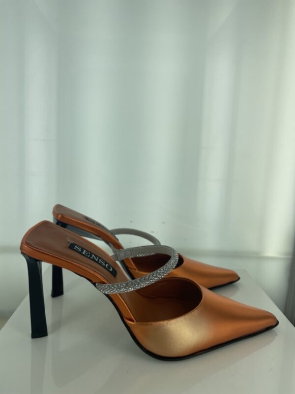 Odessy I - Size 38 (Sample)