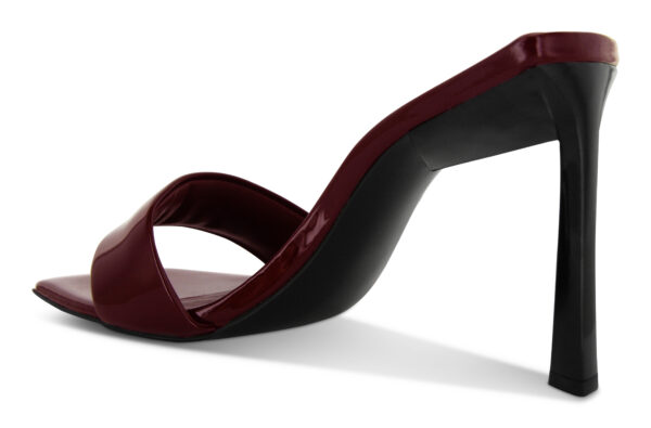 Floss II - Size 37 (Sample)