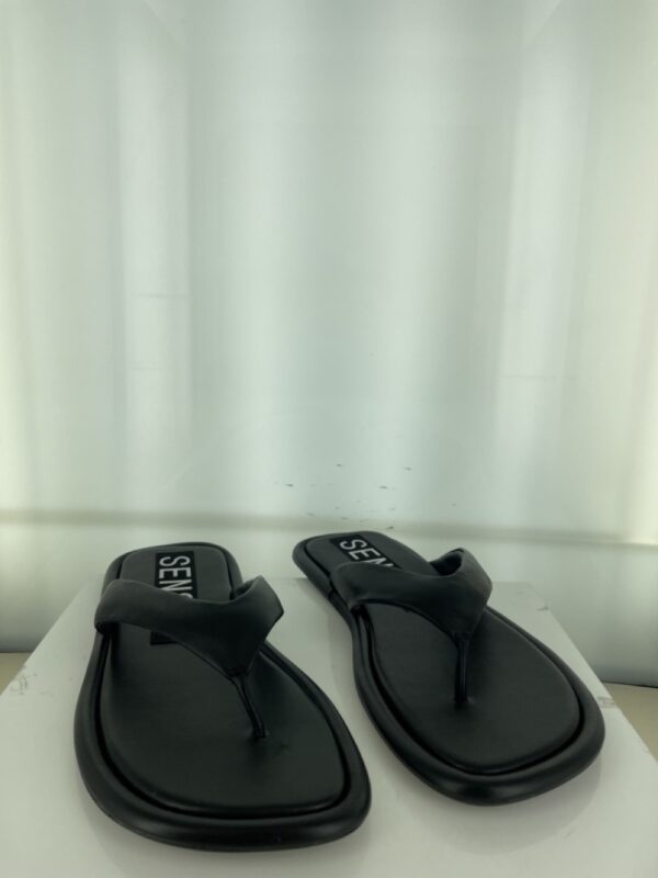 Innika I - Size 40 (Sample)