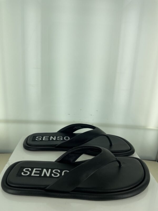 Innika I - Size 40 (Sample)