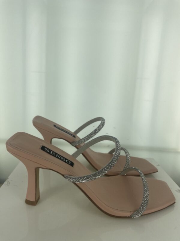 Umber II - Size 40 (Sample)