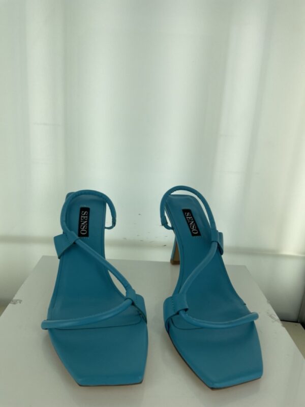 Uxley - Size 41 (Sample)