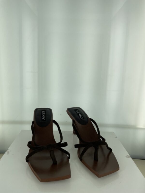 Maria V - Size 37 (Sample)