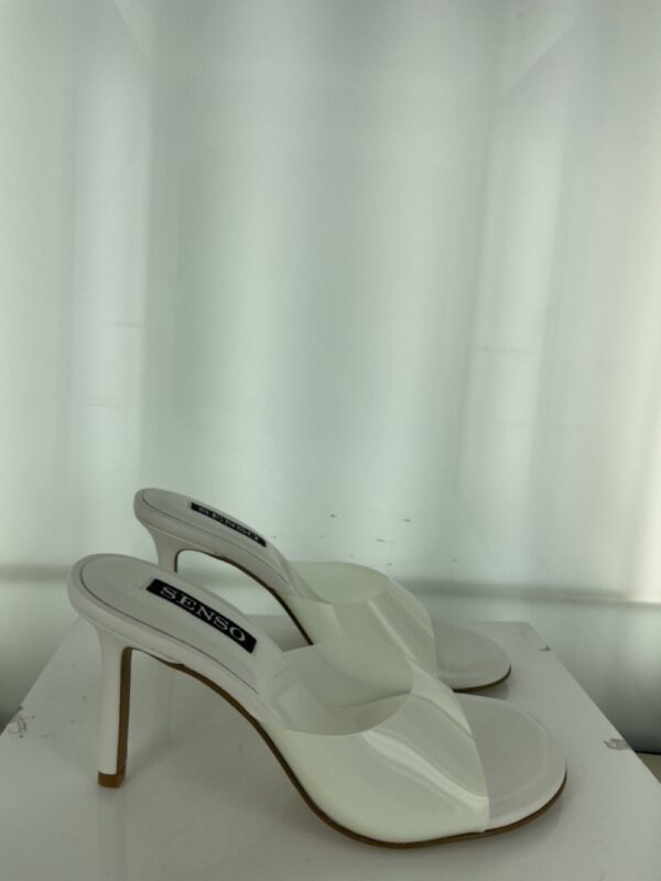 Uda I - Size 37 (Sample)