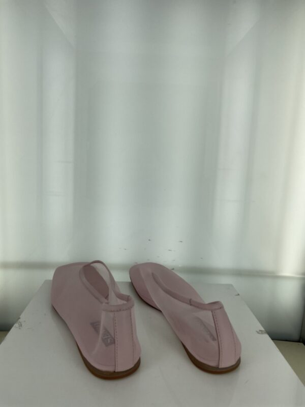 Daisy - Size 37 (Sample)