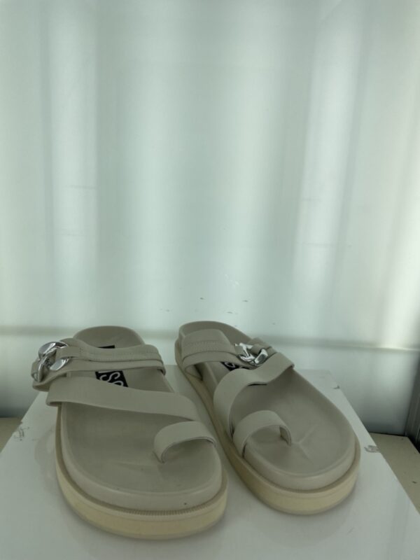 Nikita - Size 39 (Sample)