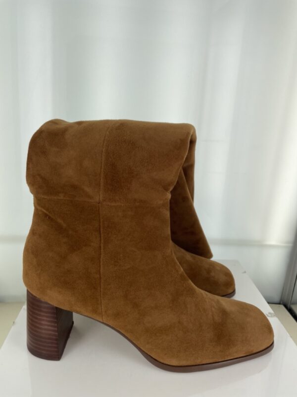 Everly - Size 38 (Sample)