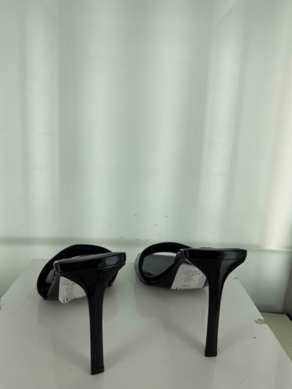 Floss II - Size 37 (Sample)