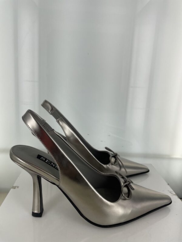 Kallee II - Size 38 (Sample)