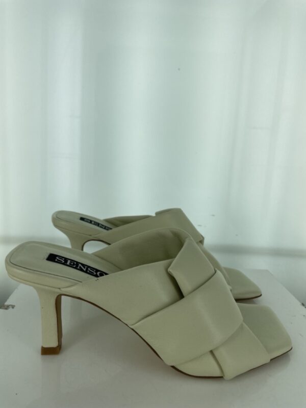 Mabel - Size 37 (Sample)