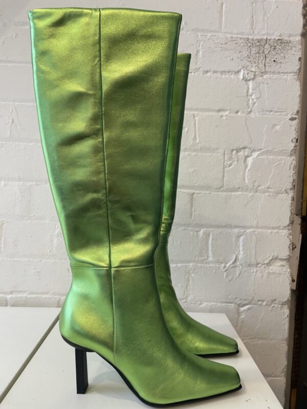 Glory I - Size 38 (Sample)