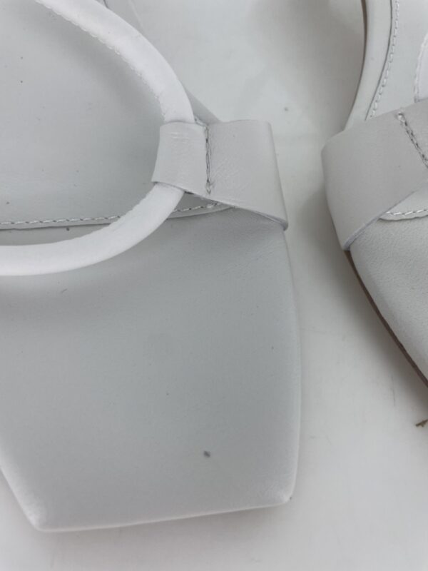 Teyana - Size 39 (Sample)