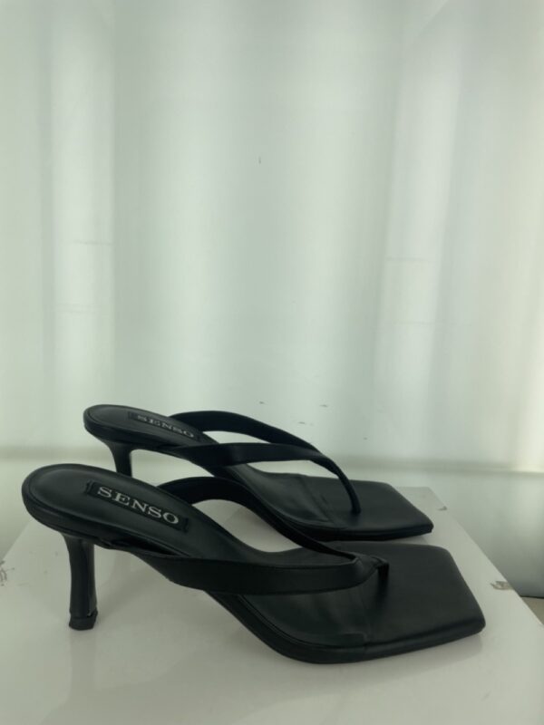 Elvie II - Size 38 (Sample)