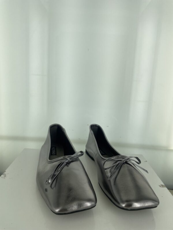 Becca II - Size 37 (Sample)