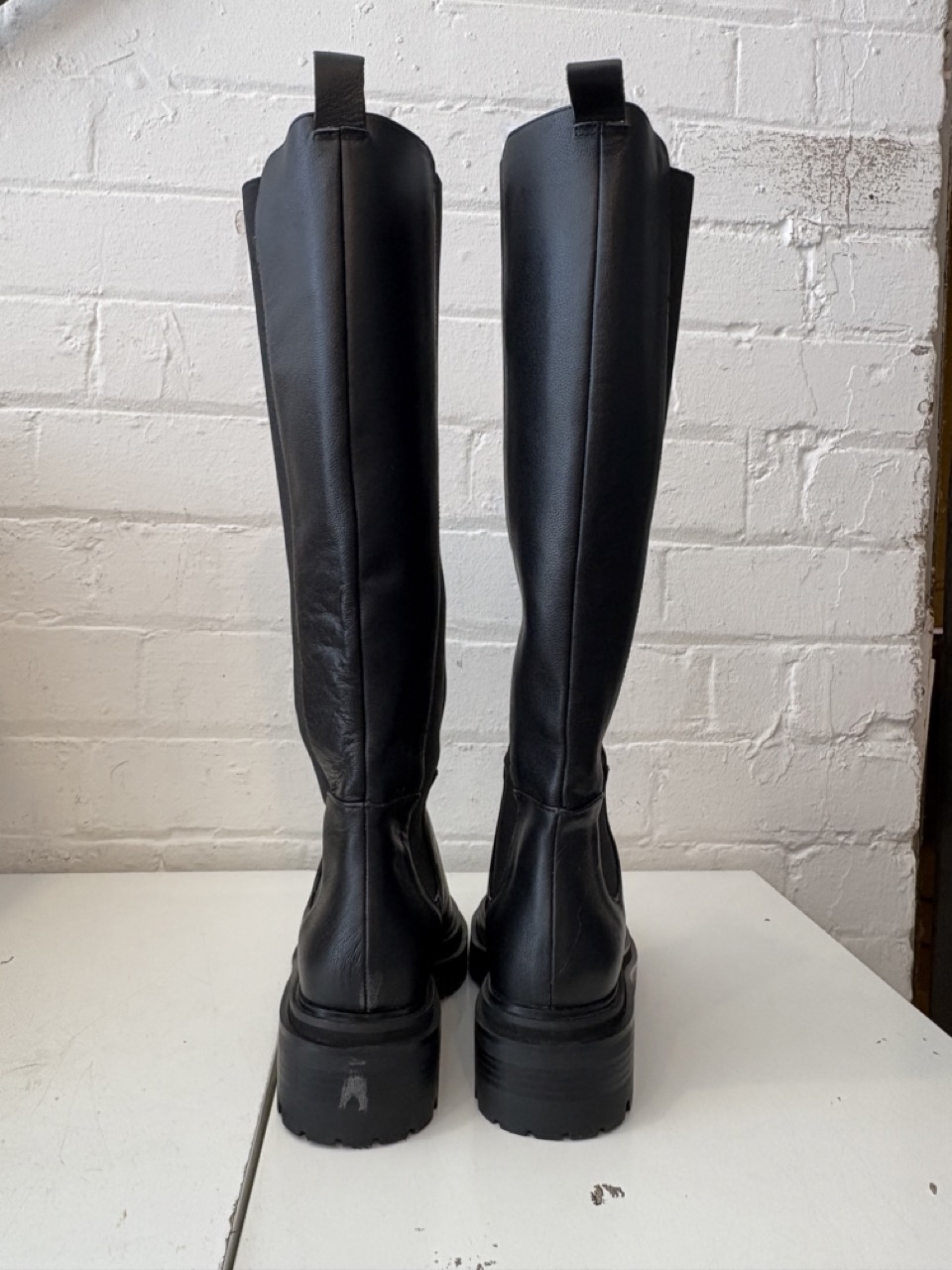 Presley - Size 37 (Sample)