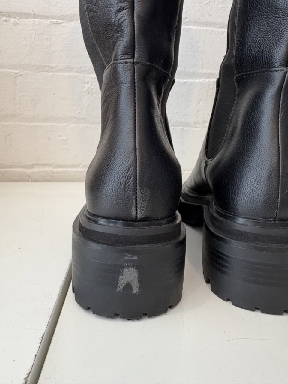 Presley - Size 37 (Sample)