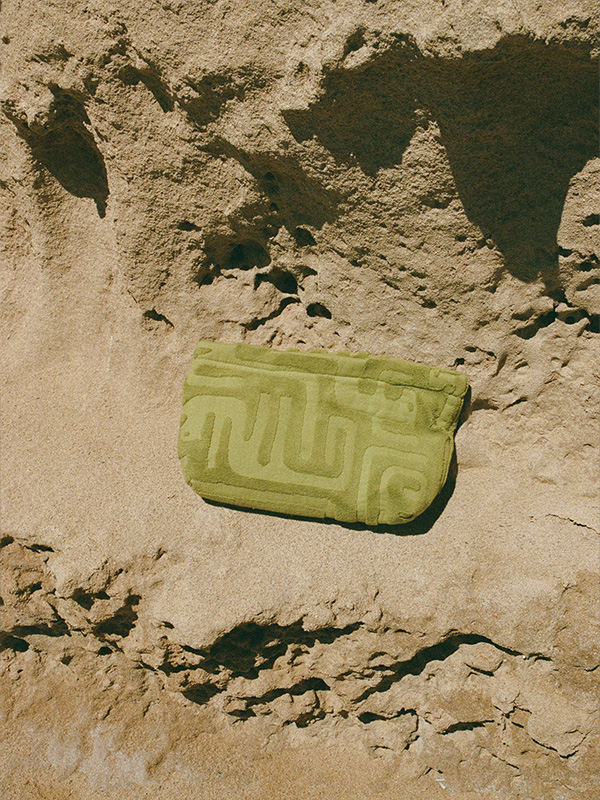 Soleil Soleil Towelling Pouch Kin Aloe