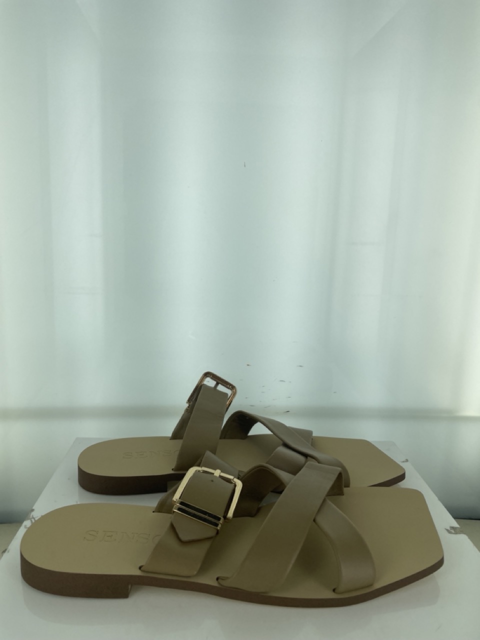 Gwen II - Size 39 (Sample)