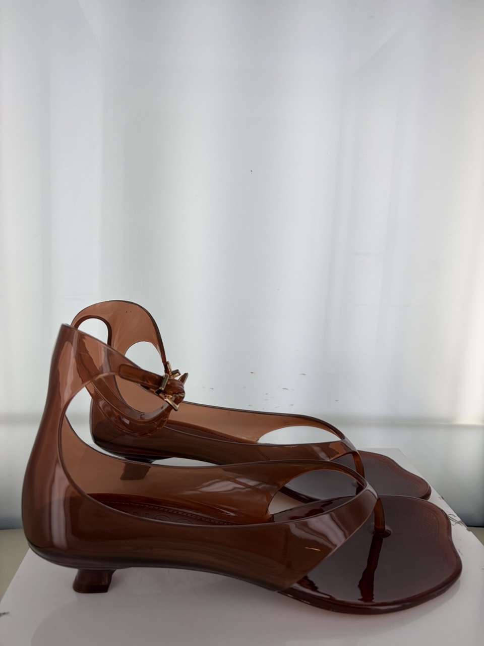 Quinlyn - Size 42 (Sample)