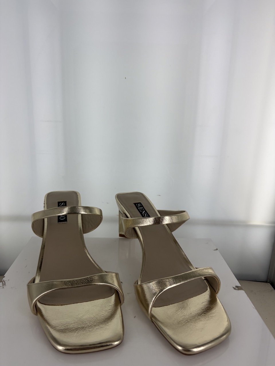Melissa II - Size 42 (Sample)