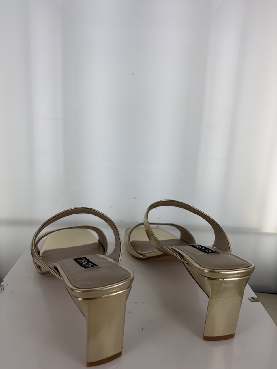 Melissa II - Size 42 (Sample)