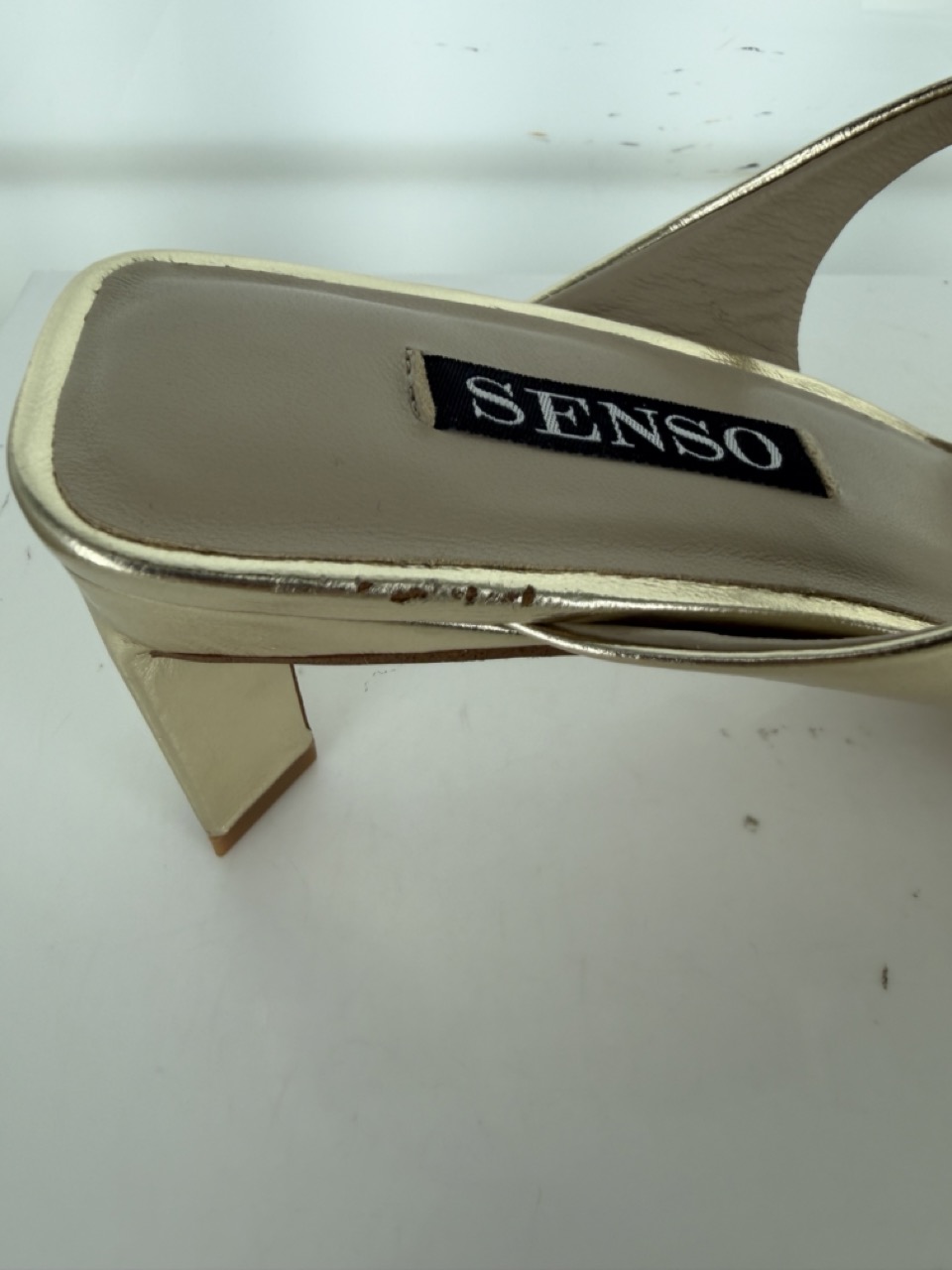 Melissa II - Size 42 (Sample)