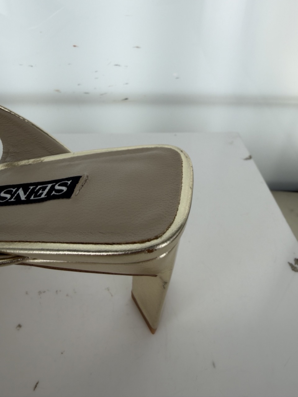 Melissa II - Size 42 (Sample)