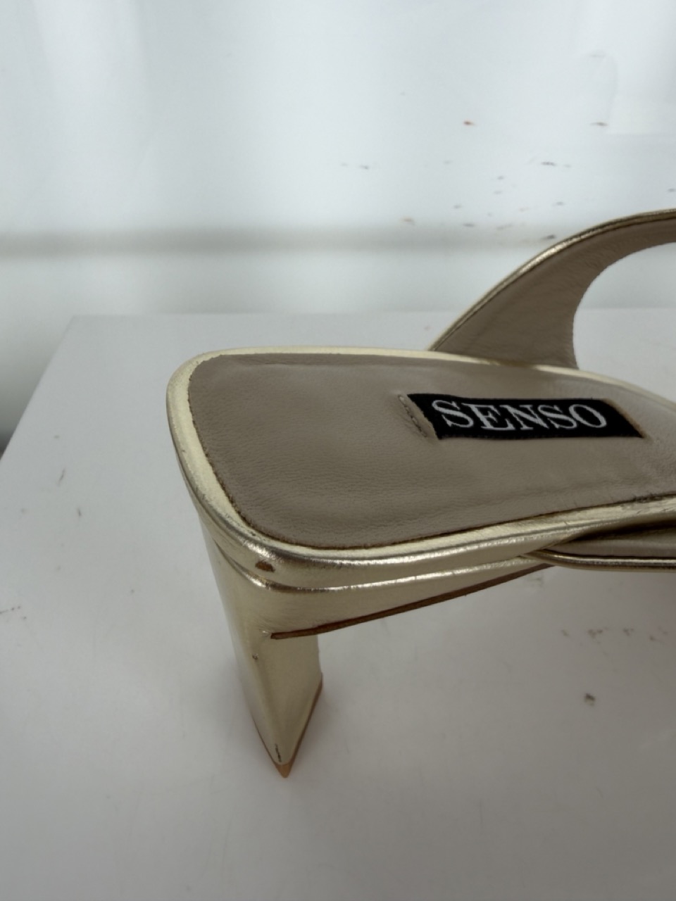 Melissa II - Size 42 (Sample)