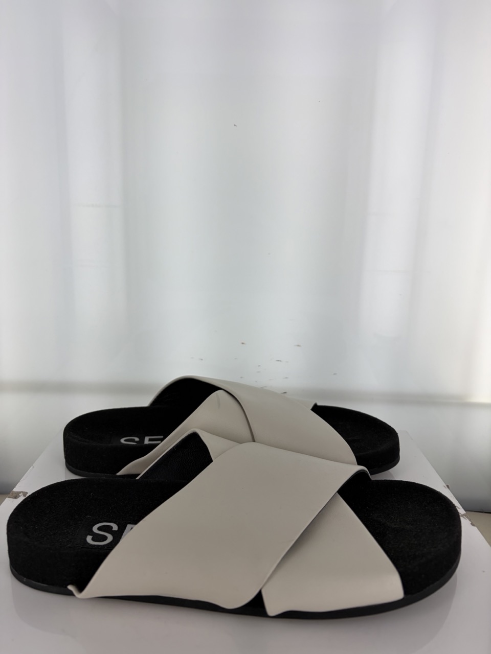 Darcie II - Size 37 (Sample)