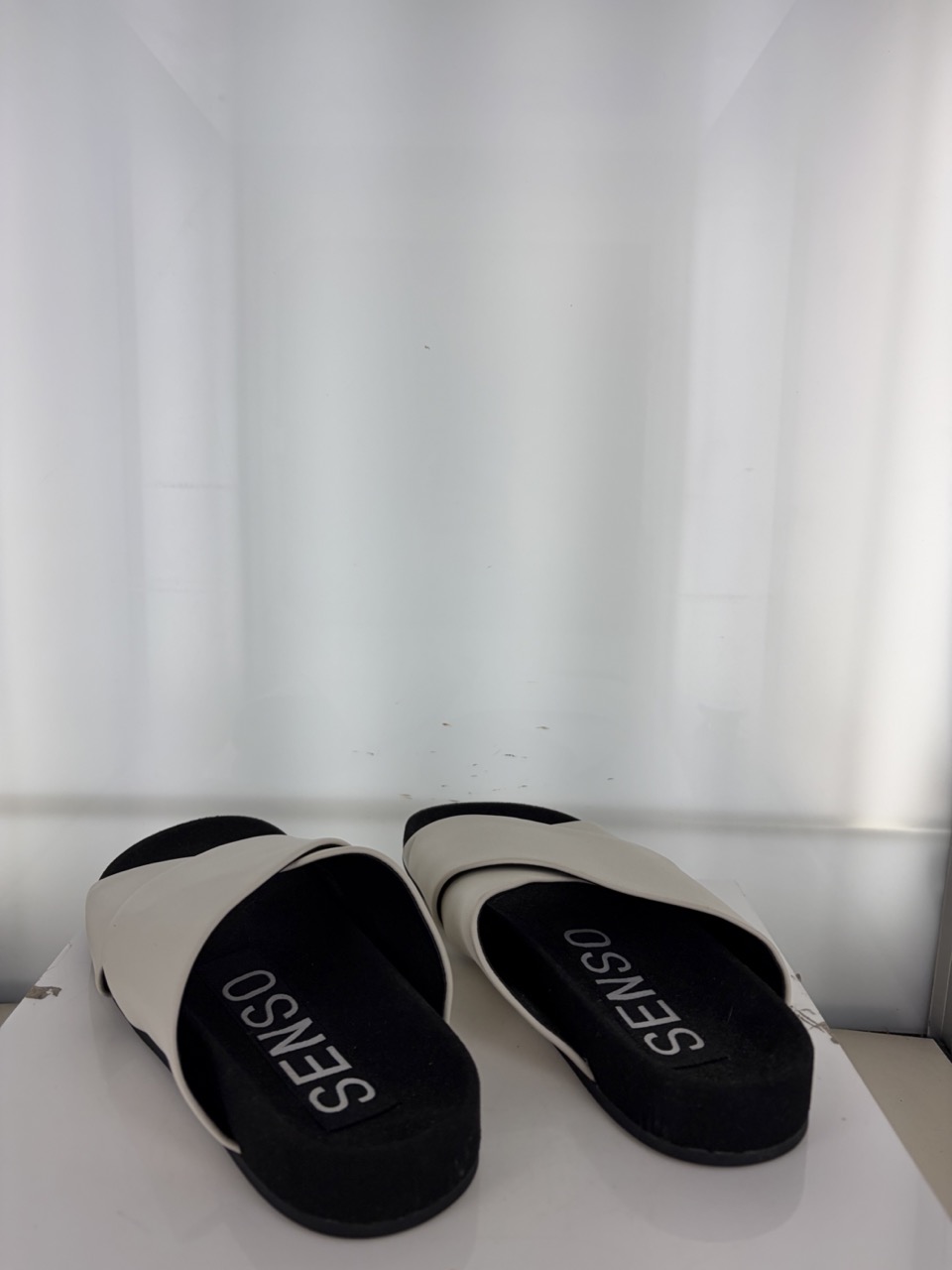 Darcie II - Size 37 (Sample)
