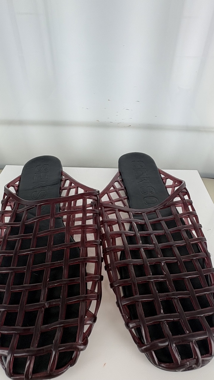 Jacey - size 40 (Sample)