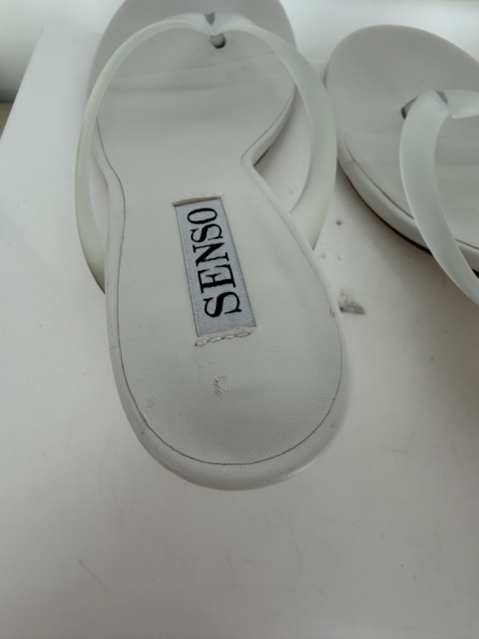 Flowe - Size 38 (Sample)